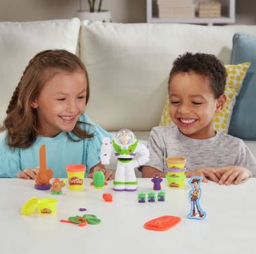 Disney/Pixar Toy Story Buzz Lightyear Set - Argos