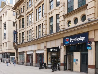 Cardiff Queen Street Travelodge 
