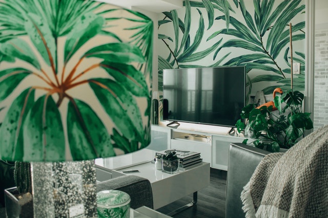 palm print wall