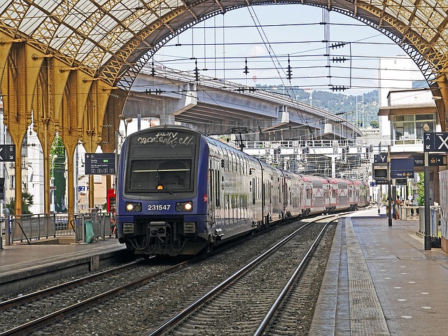 Train platform