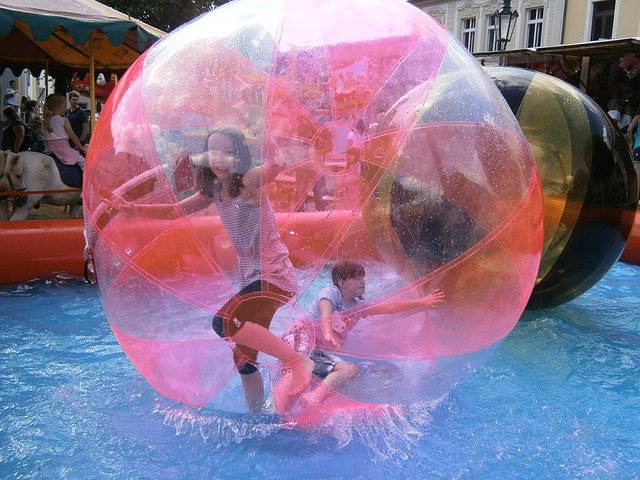 Water zorbing