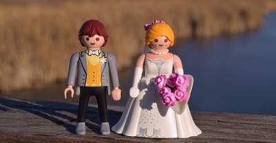 Lego wedding couple