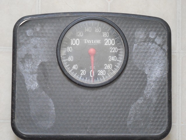 Weighing scales