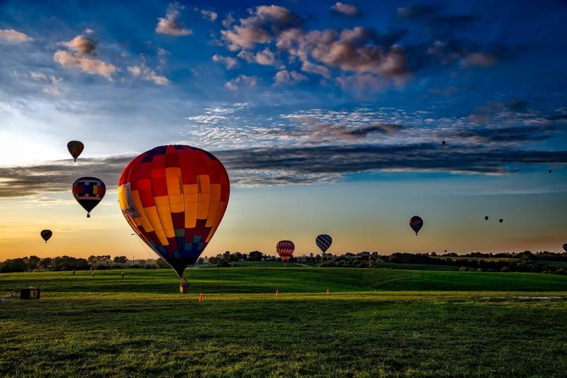 Hot Air Balloon Rides are the Ultimate Gift
